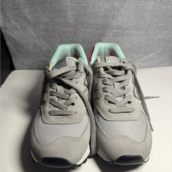 Shoes - New balance x figs sneakers